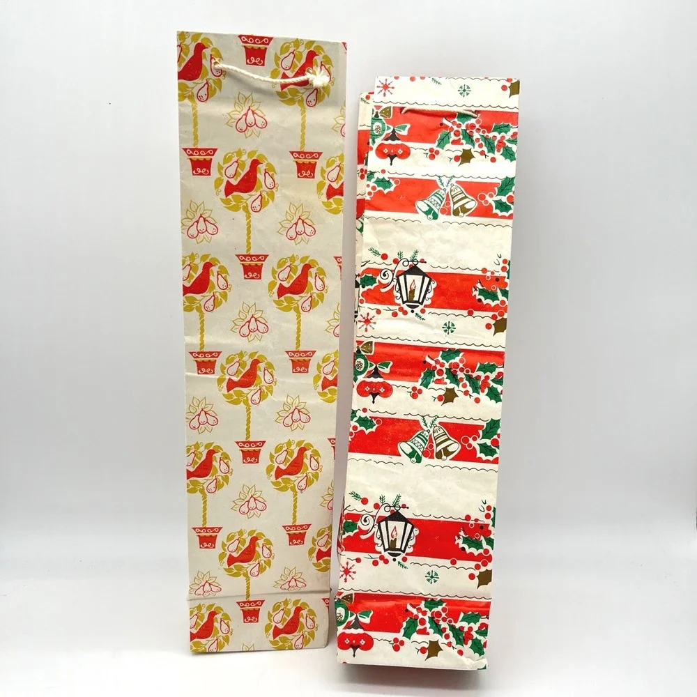 Vintage Christmas Gift Bags Set of 2 Tall Red Holly Lantern Bird‎ Potted Plant